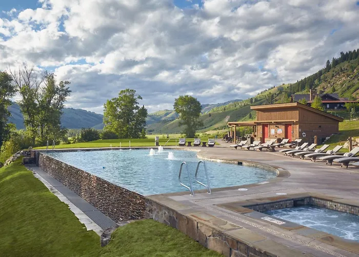 The Sylvan At Snake River Sporting Club * Hoback